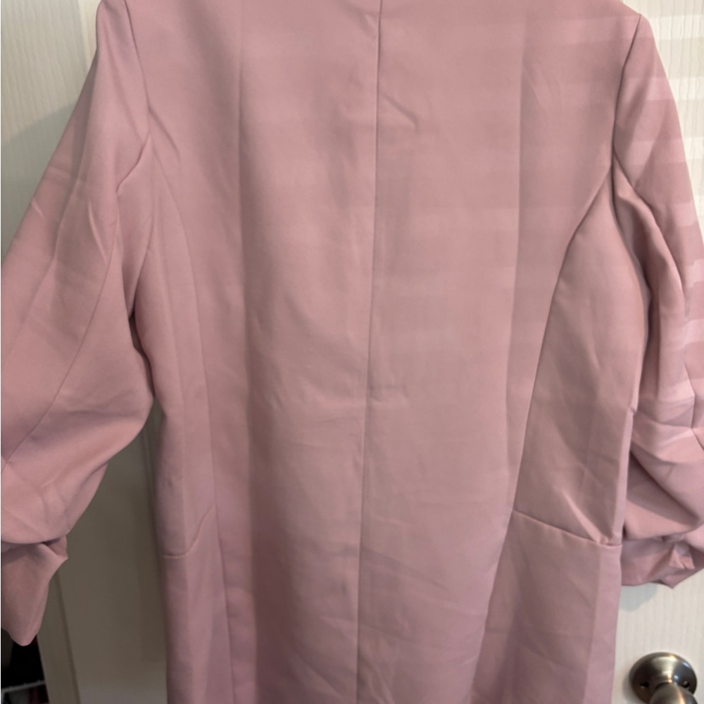 Blazer - Picture 3 of 3